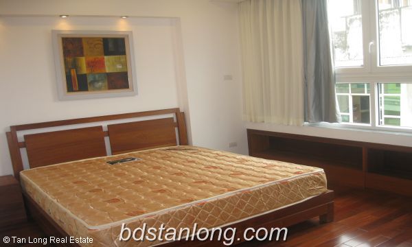 Serviced apartment for rent in Truc Bach 3