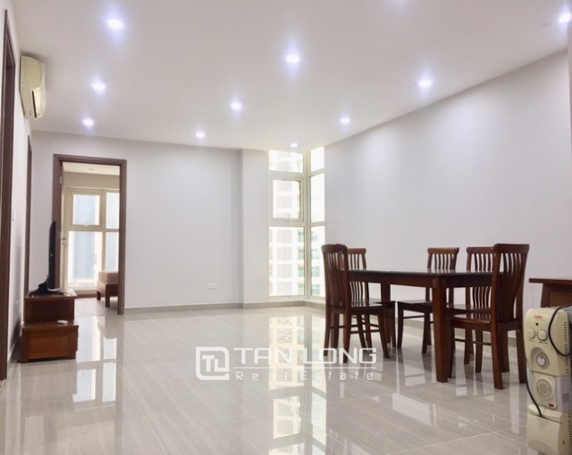 Super brandnew and modern 3 bedroom apartment for rent in L3 The Link Ciputra 2