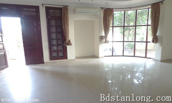 Unfurnished villa for rent in D4 Ciputra Hanoi. 3