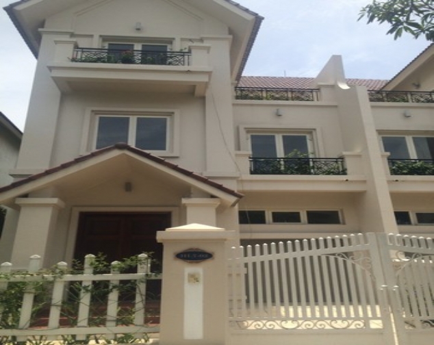 Villa Hoa Sua 03 bebroom in Vinhome Riverside for rent 1
